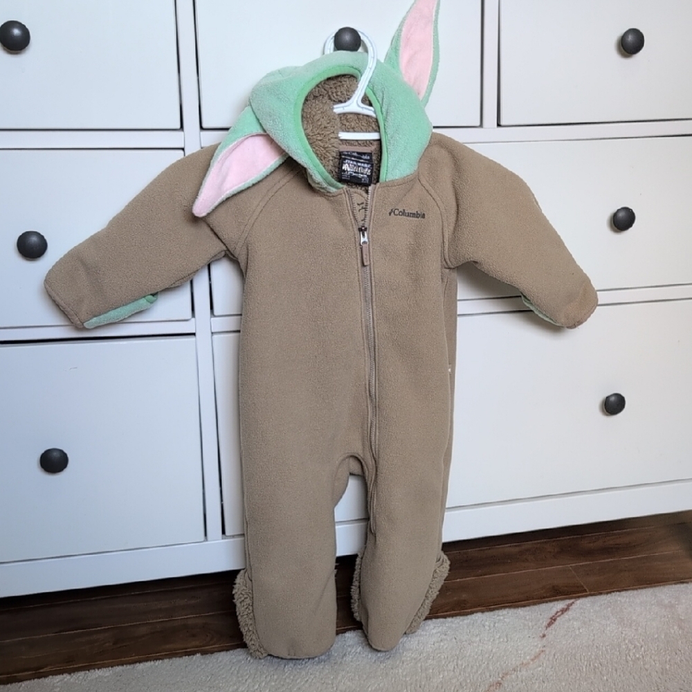 Columbia Kids Tan and Green Fleece Footie - Picture 1 of 4
